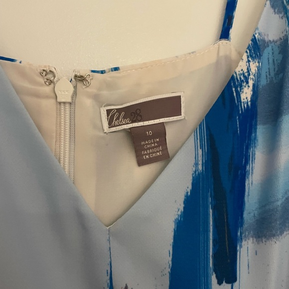 Chelsea28 size 10 Print Faux Wrap Dress Blue Watercolor Floral - Picture 3 of 4